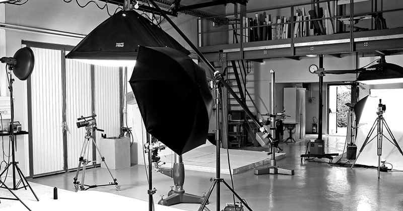 Studio photo | Agence Recto Verso - Noir et Blanc | Oyonnax